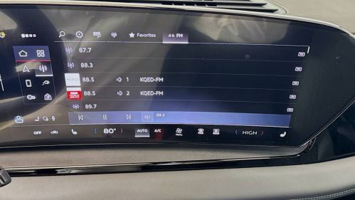 2025 Audi Q6 e-tron - Images - 16