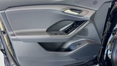 2025 Audi Q6 e-tron - Images - 18
