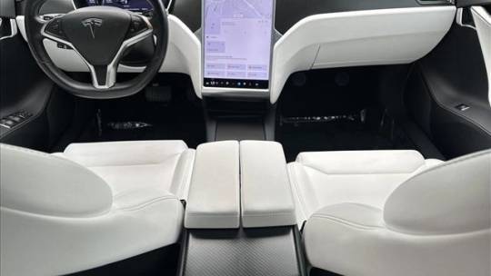 2017 Tesla Model S - Images - 18