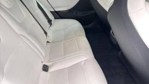 2017 Tesla Model S - Images - 22