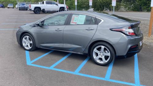 2017 Chevrolet VOLT - Images - 3