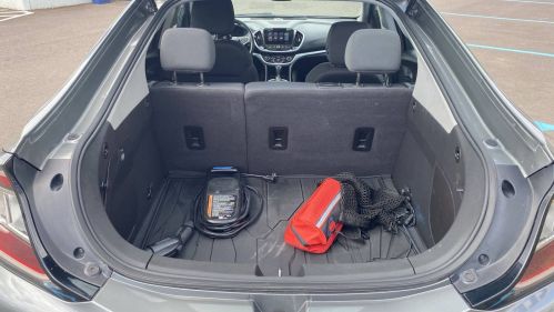 2017 Chevrolet VOLT - Images - 5