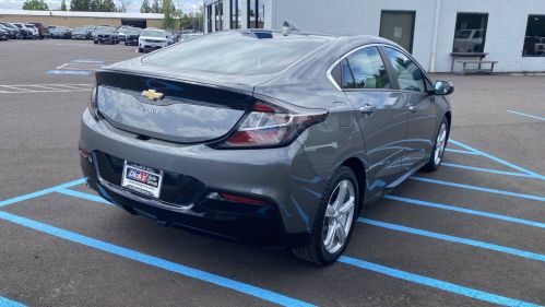2017 Chevrolet VOLT - Images - 6