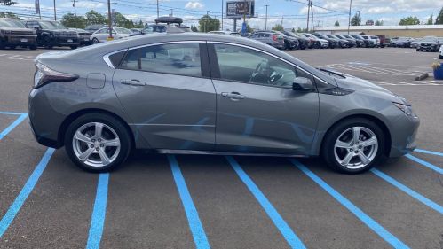 2017 Chevrolet VOLT - Images - 7