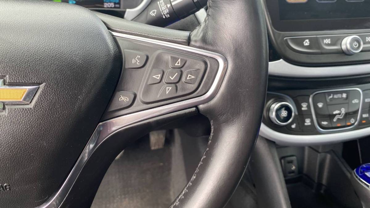 2017 Chevrolet VOLT - Images - 20