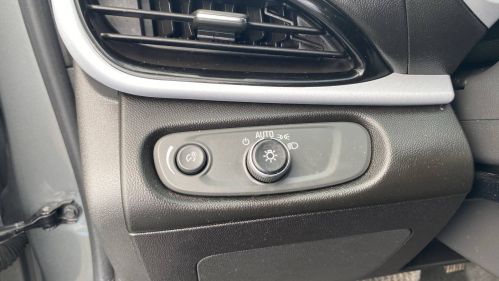 2017 Chevrolet VOLT - Images - 24