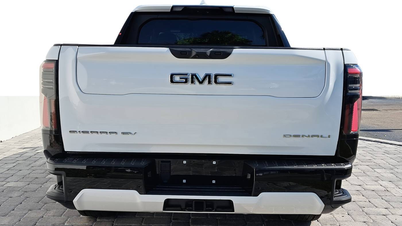 2025 GMC Sierra EV 1GT10MEDXSU411909