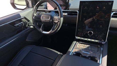 2025 GMC Sierra EV 1GT10MEDXSU411909