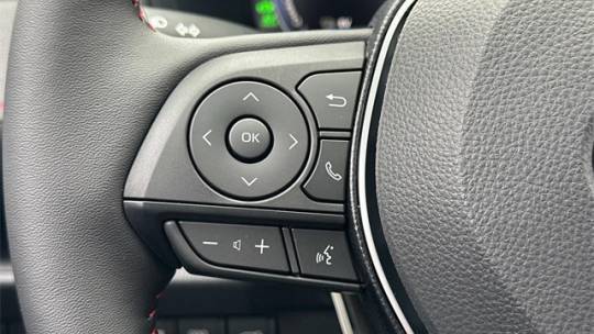2025 Toyota RAV4 Plug-In Hybrid - Images - 7