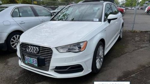 2016 Audi A3 Sportback e-tron - Images - 1
