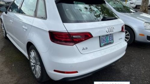 2016 Audi A3 Sportback e-tron - Images - 2