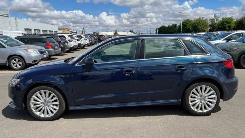 2017 Audi A3 Sportback e-tron - Images - 2