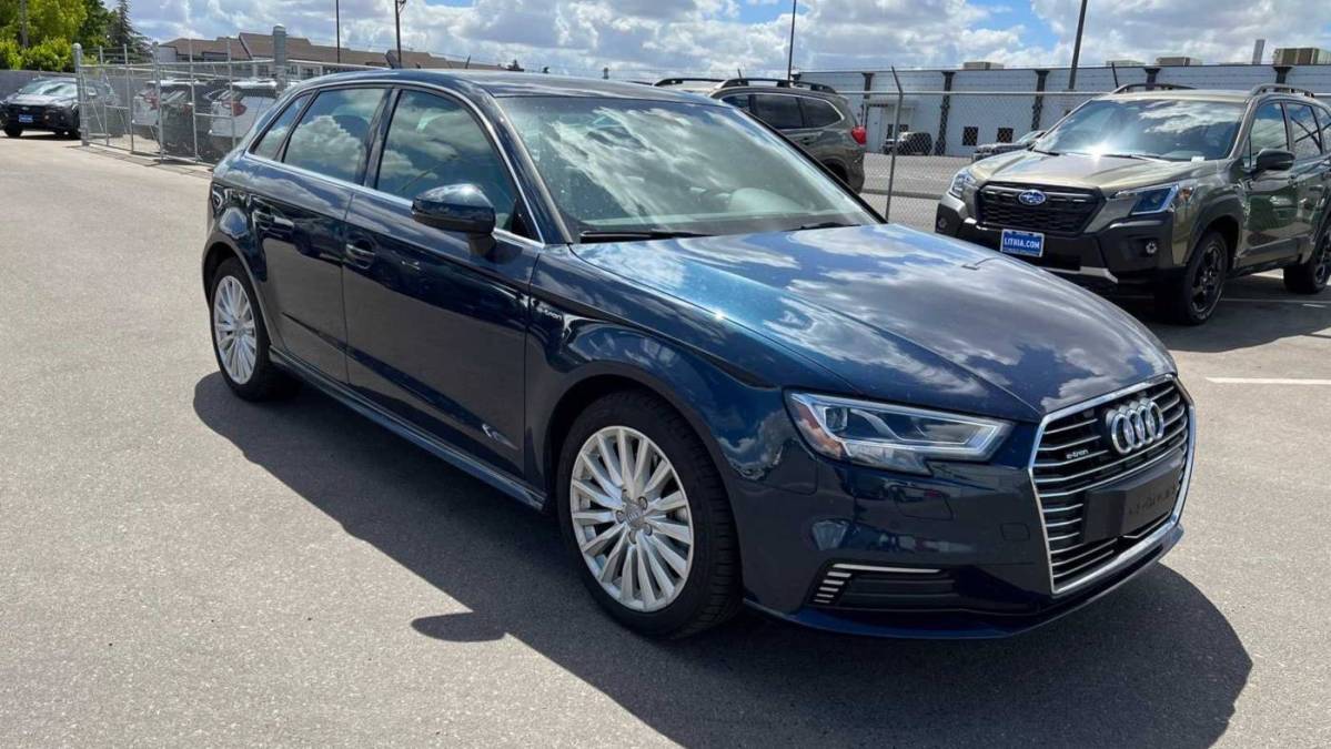 2017 Audi A3 Sportback e-tron - Images - 11