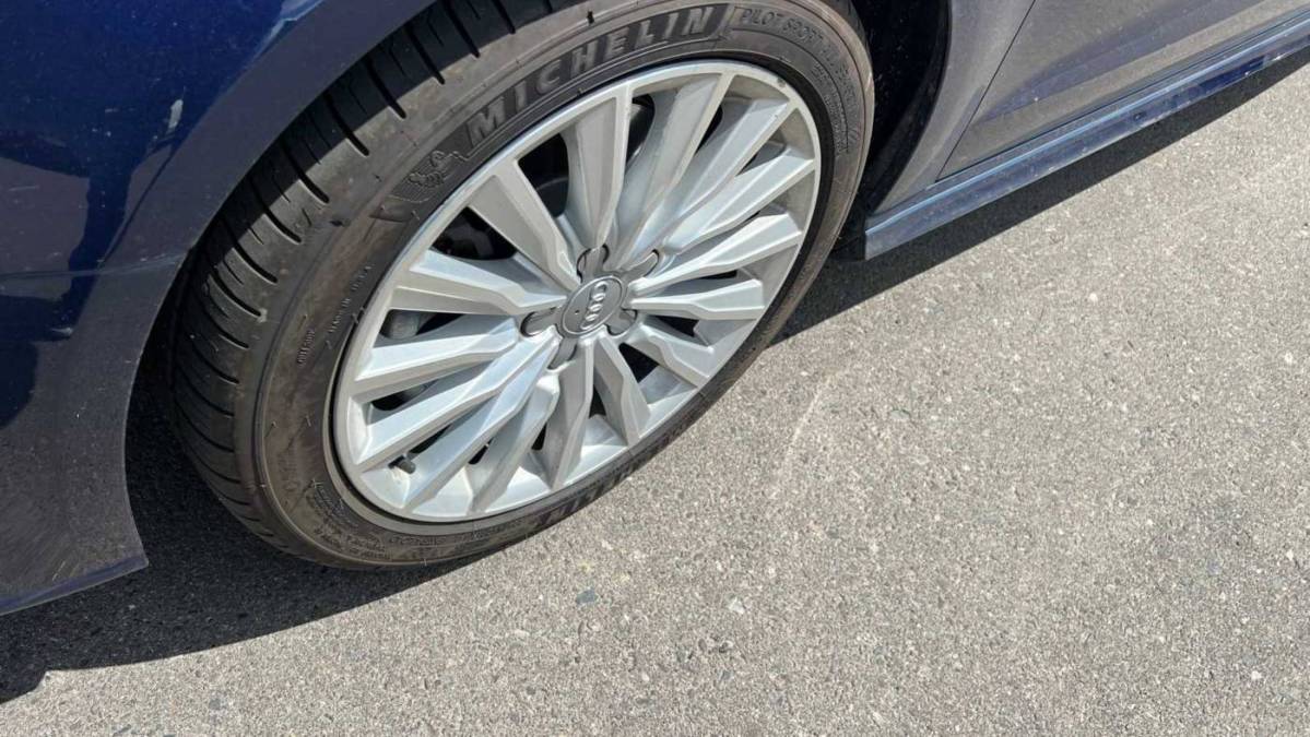 2017 Audi A3 Sportback e-tron - Images - 13