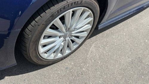 2017 Audi A3 Sportback e-tron - Images - 13