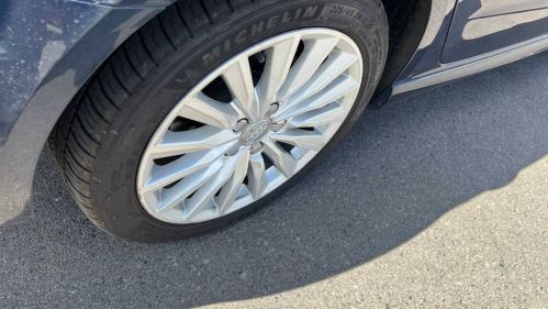 2017 Audi A3 Sportback e-tron - Images - 21