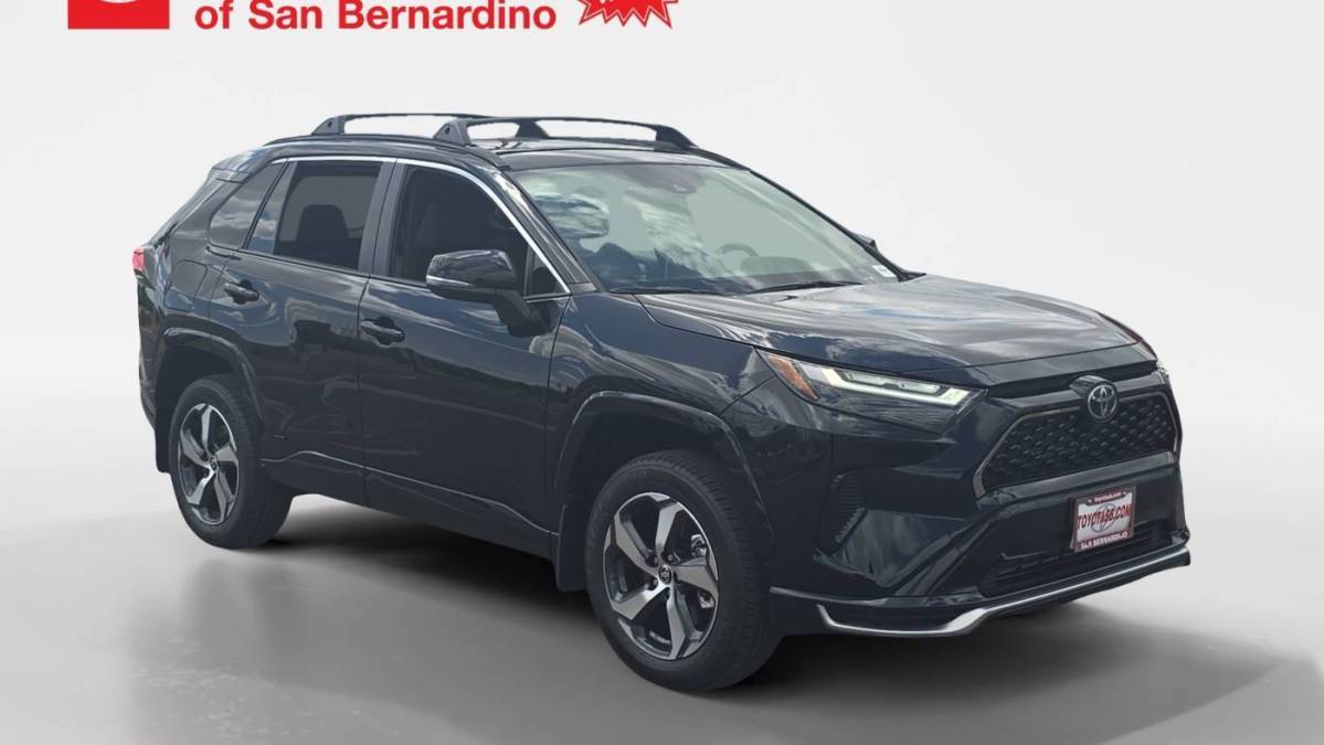 2025 Toyota RAV4 Plug-In Hybrid - Images - 7