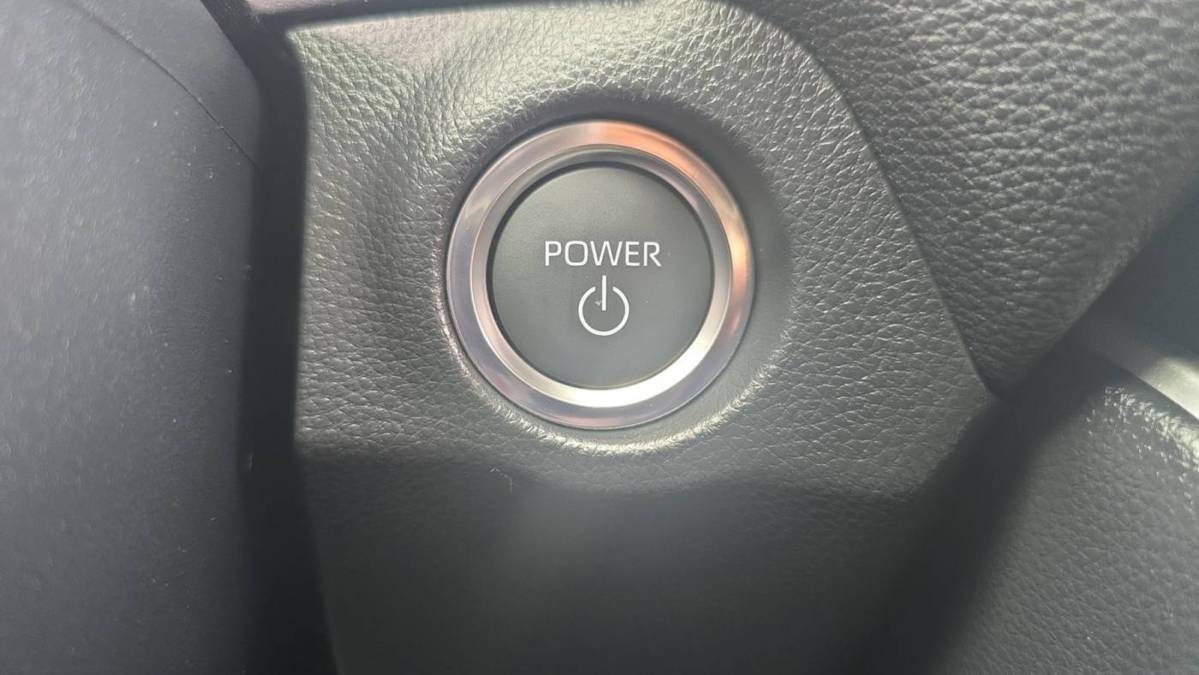 2025 Toyota RAV4 Plug-In Hybrid - Images - 20