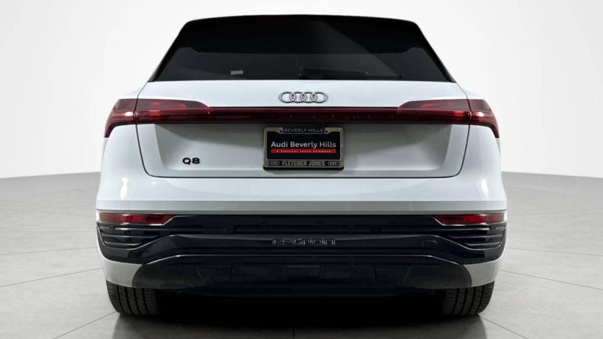 2024 Audi Q8 e-tron - Images - 4