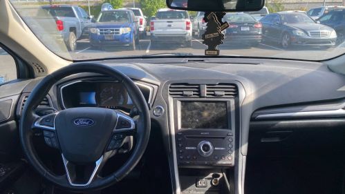 2019 Ford Fusion Energi - Images - 6