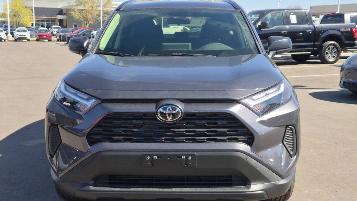 2025 Toyota RAV4 Plug-In Hybrid - Images - 9