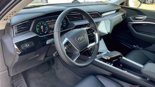 2024 Audi Q8 e-tron - Images - 8