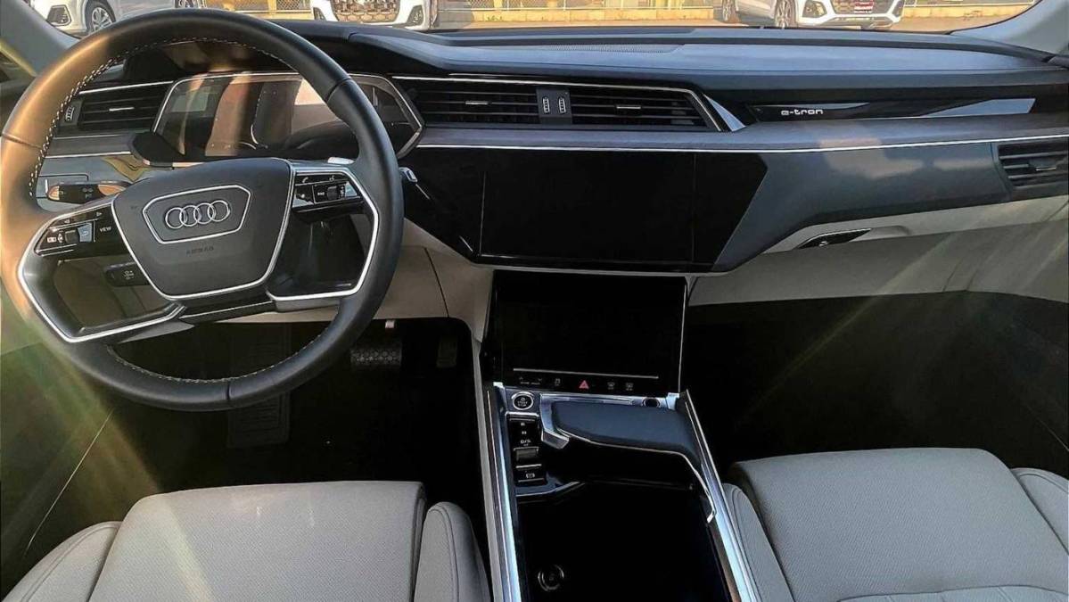 2024 Audi Q8 e-tron - Images - 7