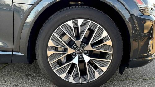 2024 Audi Q8 e-tron - Images - 13