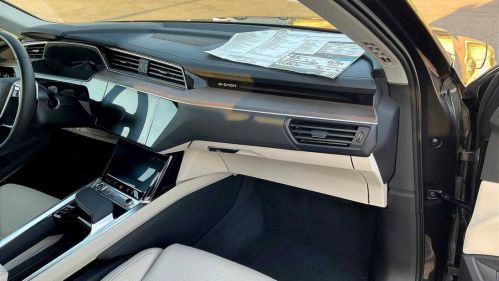 2024 Audi Q8 e-tron - Images - 20