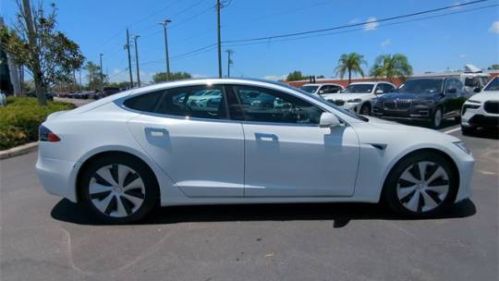 2020 Tesla Model S - Images - 4