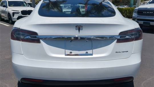 2020 Tesla Model S - Images - 6