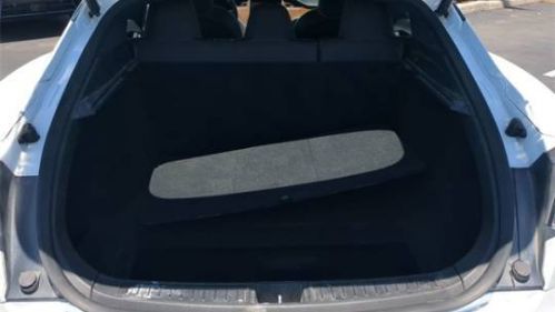 2020 Tesla Model S - Images - 13