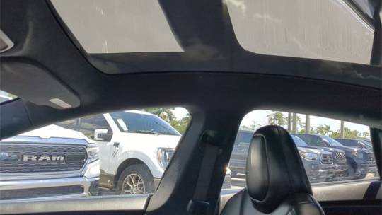 2020 Tesla Model S - Images - 21