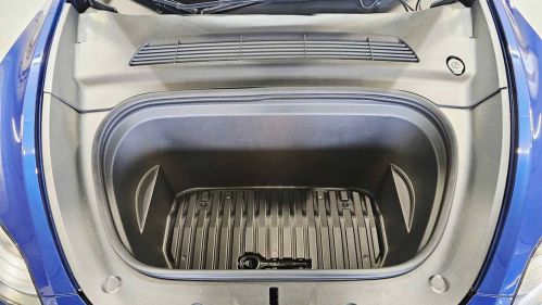 2021 Tesla Model Y - Images - 9