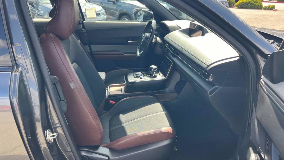 2023 Mazda MX-30 EV - Images - 28