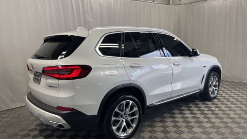 2023 BMW X5 - Images - 3