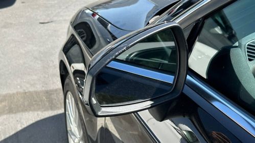 2017 Audi A3 Sportback e-tron - Images - 18