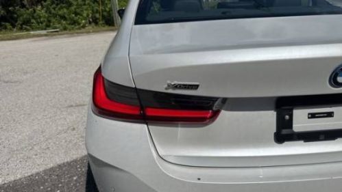2024 BMW 3 Series - Images - 7