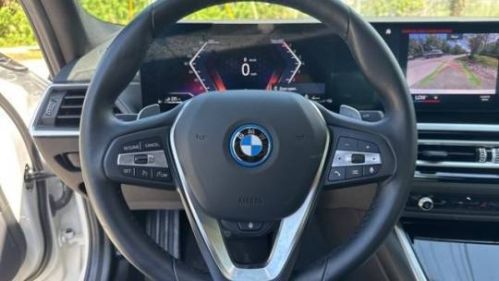 2024 BMW 3 Series - Images - 19