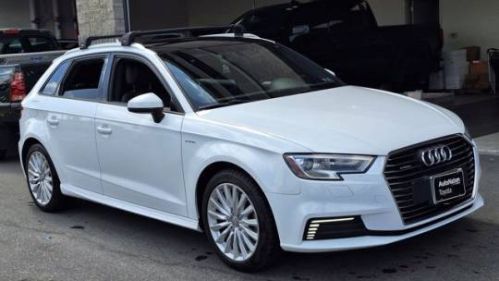 2017 Audi A3 Sportback e-tron - Images - 3