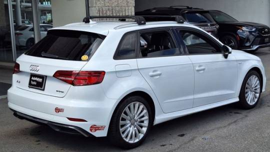 2017 Audi A3 Sportback e-tron - Images - 5