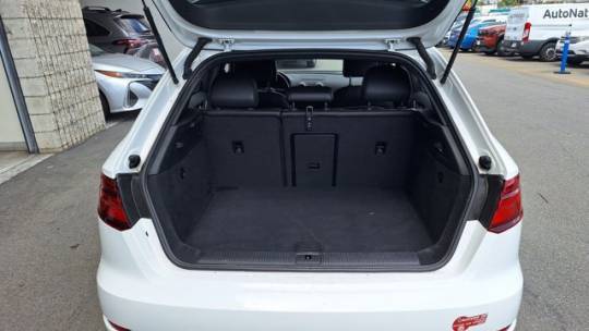 2017 Audi A3 Sportback e-tron - Images - 17