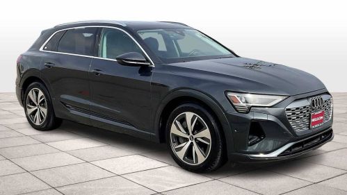 2024 Audi Q8 e-tron - Images - 2