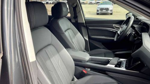 2024 Audi Q8 e-tron - Images - 7
