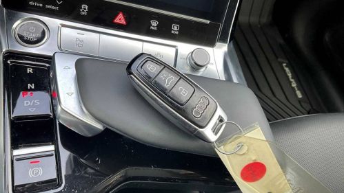 2024 Audi Q8 e-tron - Images - 9
