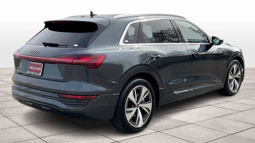 2024 Audi Q8 e-tron - Images - 11