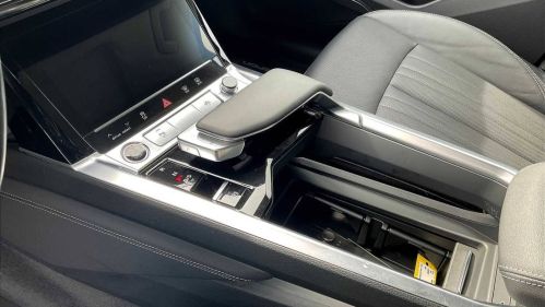 2024 Audi Q8 e-tron - Images - 15