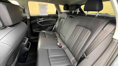 2024 Audi Q8 e-tron - Images - 20