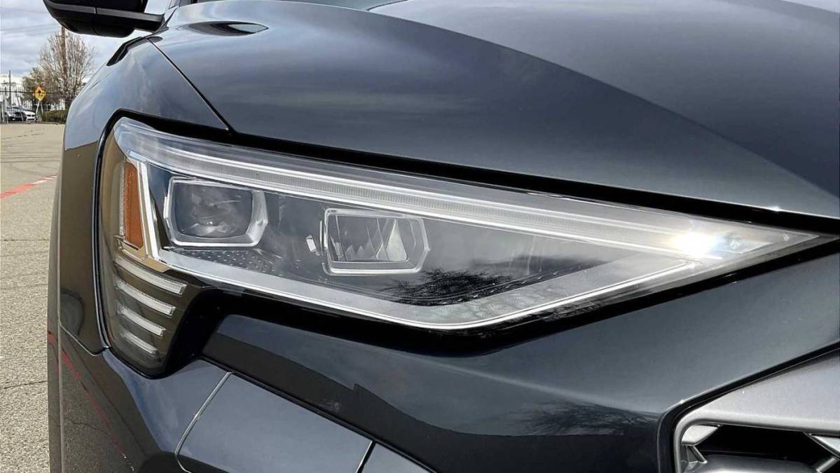 2024 Audi Q8 e-tron - Images - 22