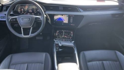 2024 Audi Q8 e-tron - Images - 16
